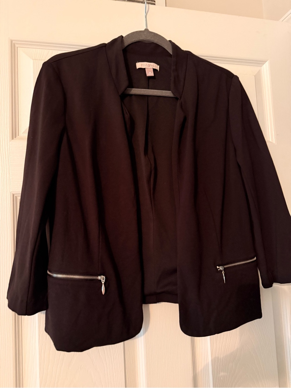 Roz & Ali Black Open-Front Blazer with Zip Pockets